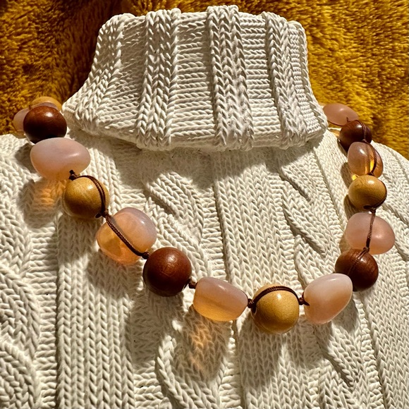 NWT Pink & Brown Bead Necklace by SoGood - Picture 3 of 7
